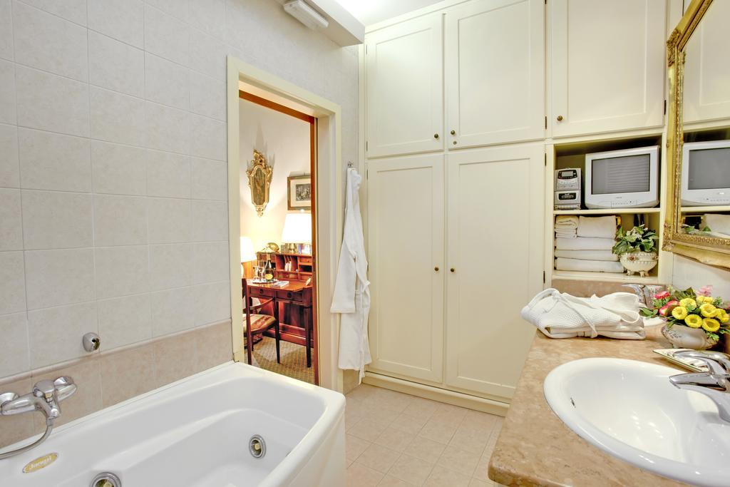 Le Vele Pied-A-Terre Apartment Venesia Bagian luar foto