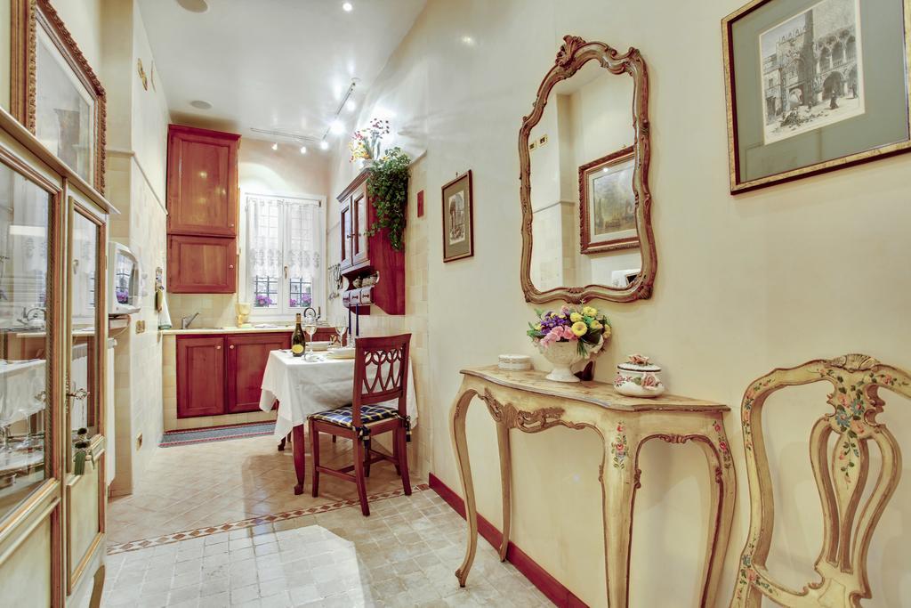 Le Vele Pied-A-Terre Apartment Venesia Bagian luar foto
