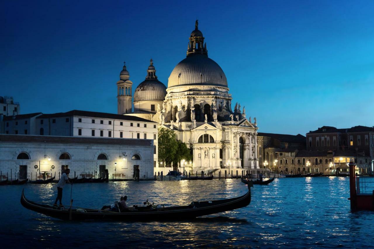 Le Vele Pied-A-Terre Apartment Venesia Bagian luar foto